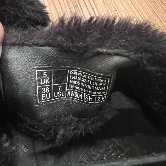 Dr. Martens Francis Fluffy F Fur Leather Sandals, Black, Like New, Size 7-8 /38 - Picture 9 of 11